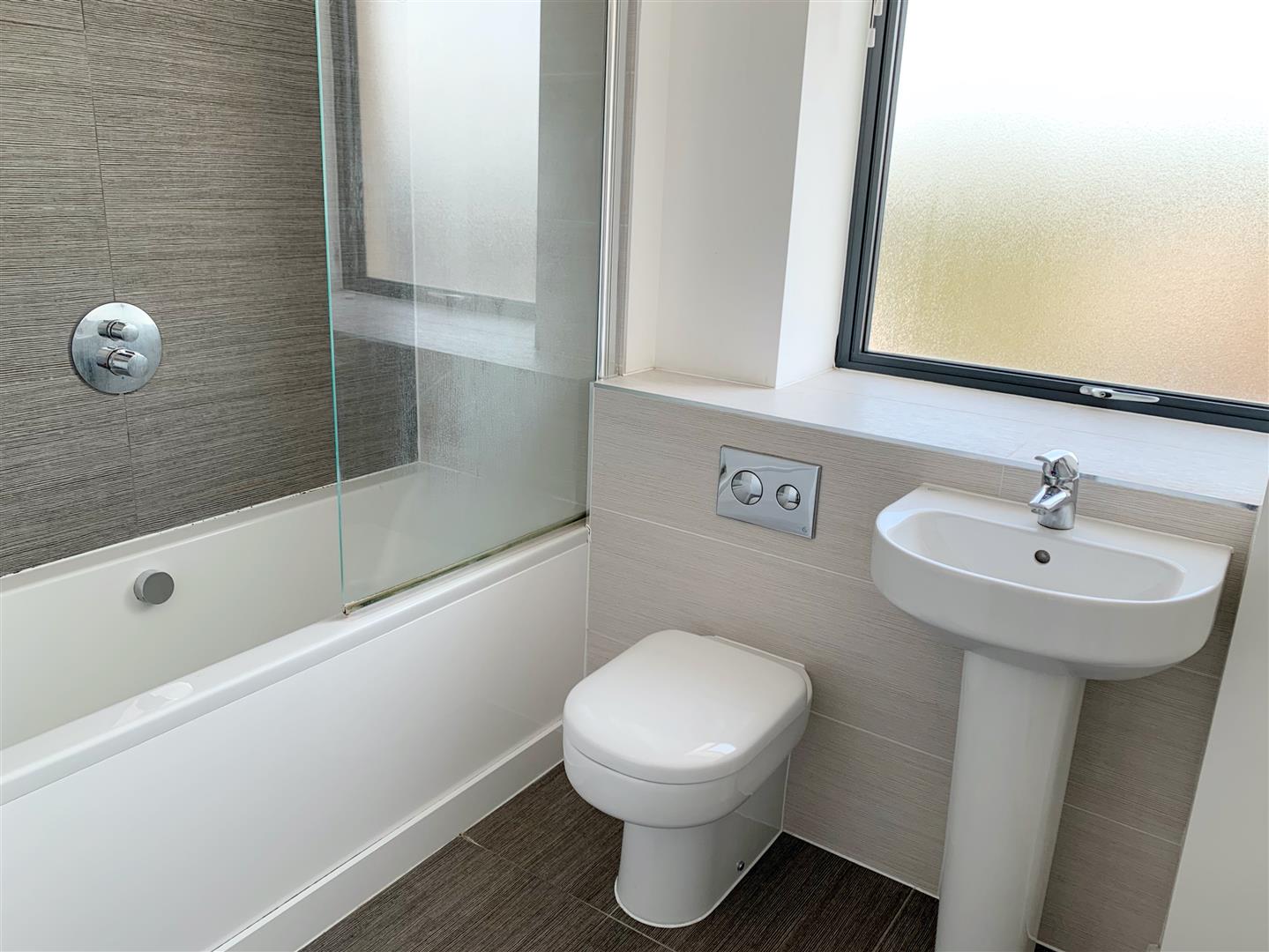 32147038 River House, Springfield Road, Chelmsford Branocs Estates